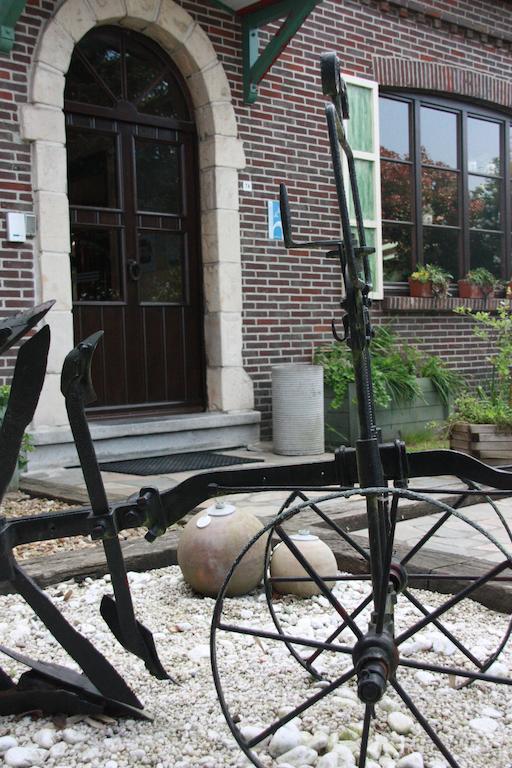 Hotel Troopeird Kortrijk Bagian luar foto
