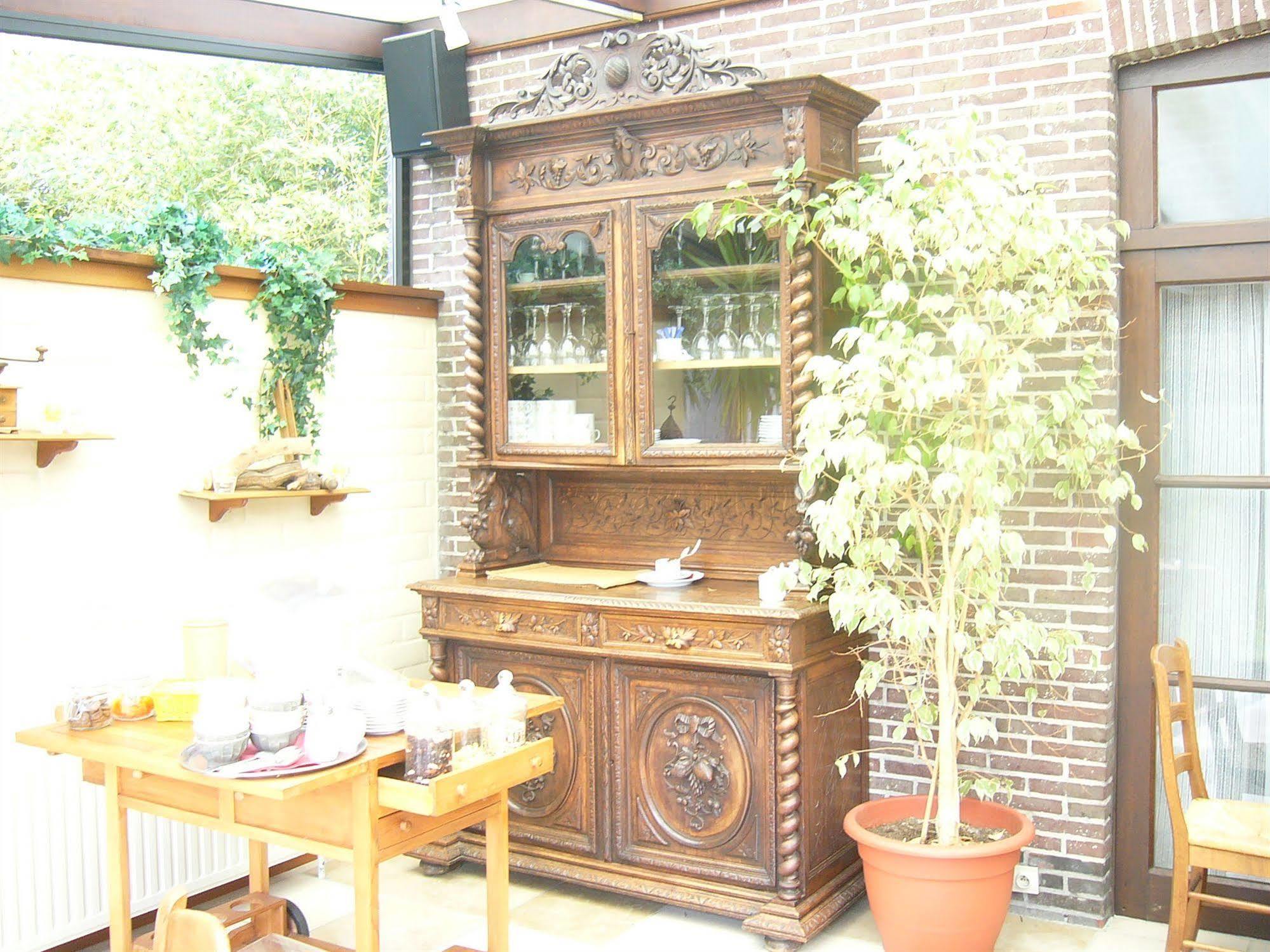 Hotel Troopeird Kortrijk Bagian luar foto